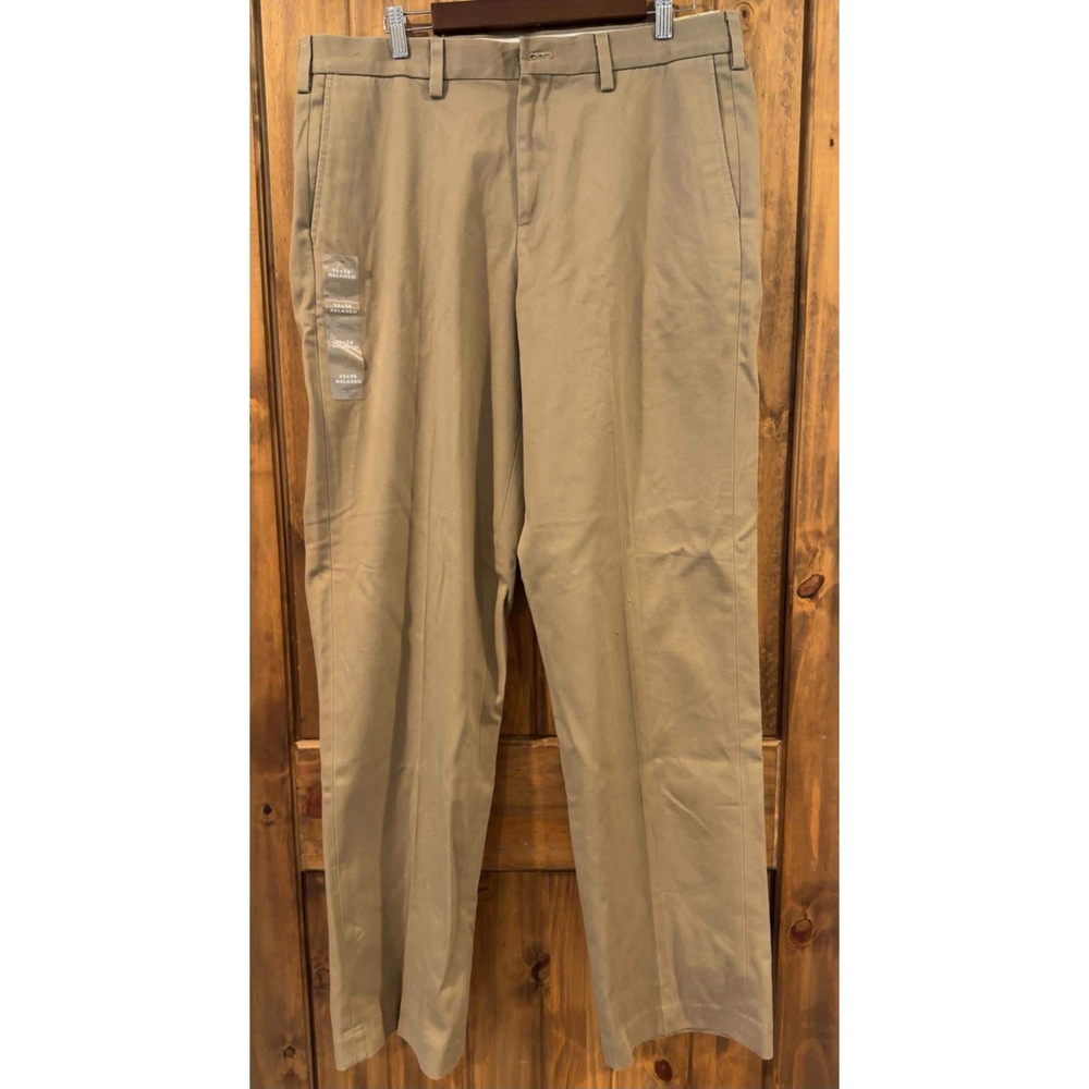 Eddie Bauer Chinos Mens 36x36 Khaki New Relaxed Fit Wrinkle Resistant